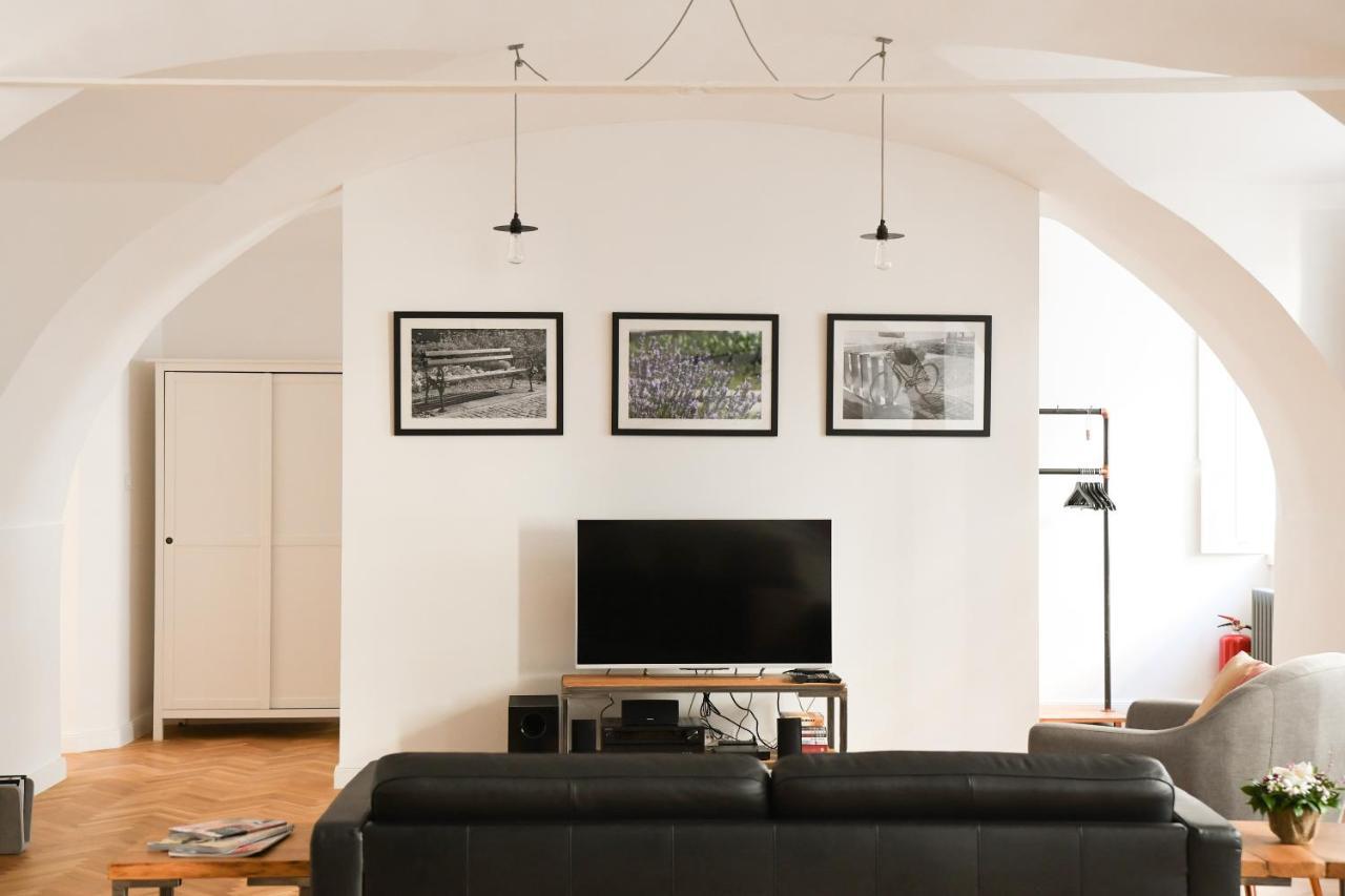 Beautiful 2Bed Apartment In The Centre Of Varaždin エクステリア 写真